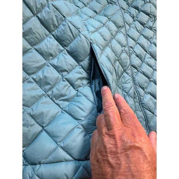 J. Jill Down, Quilted Vest, size women's 2X; Blue/Teal Color - Picture 7 of 9